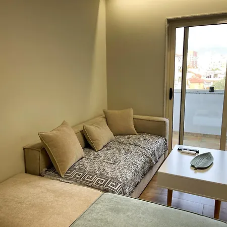 Wanderlust Bazaar ティラナ